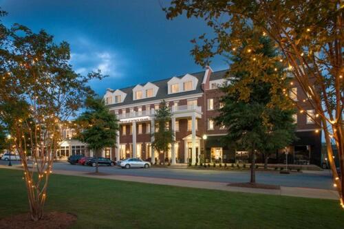 The Inn At Patrick Square Клемсон Экстерьер фото
